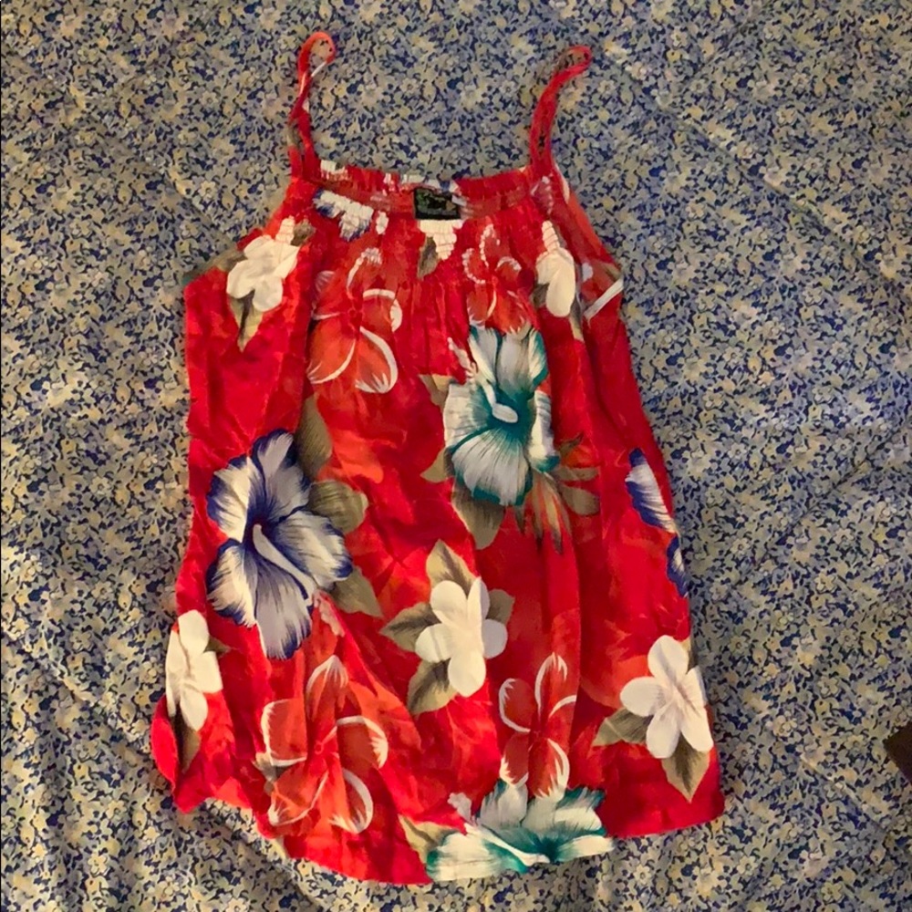 Hawaiian flower tank top
